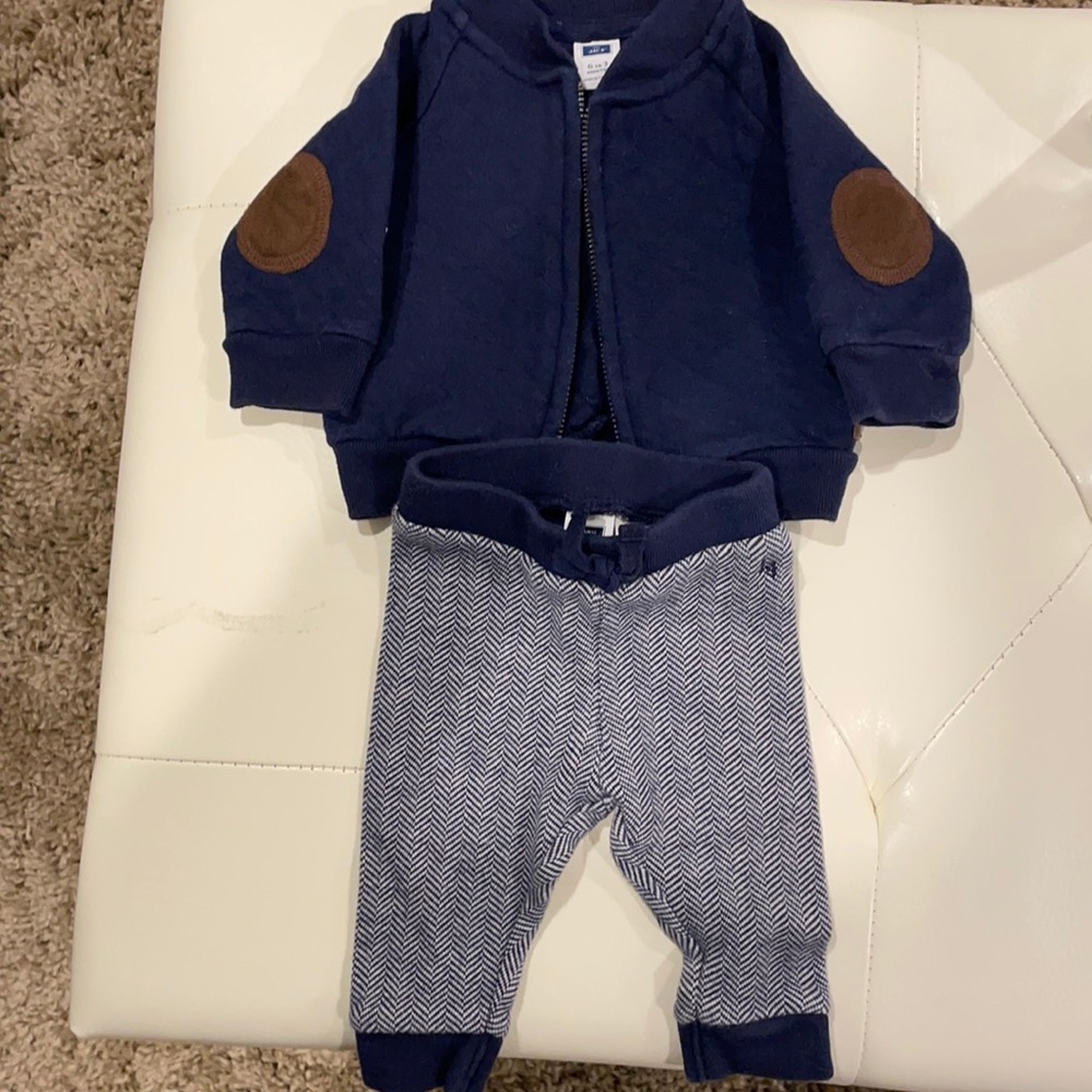 Great condition baby boys Janie and Jack outfit in size 0-3 months